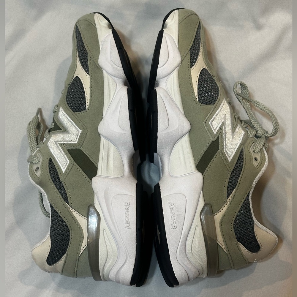 New Balance 9060 Athletic Shoe - Garter Snake / White Unisex - Picture 6 of 10